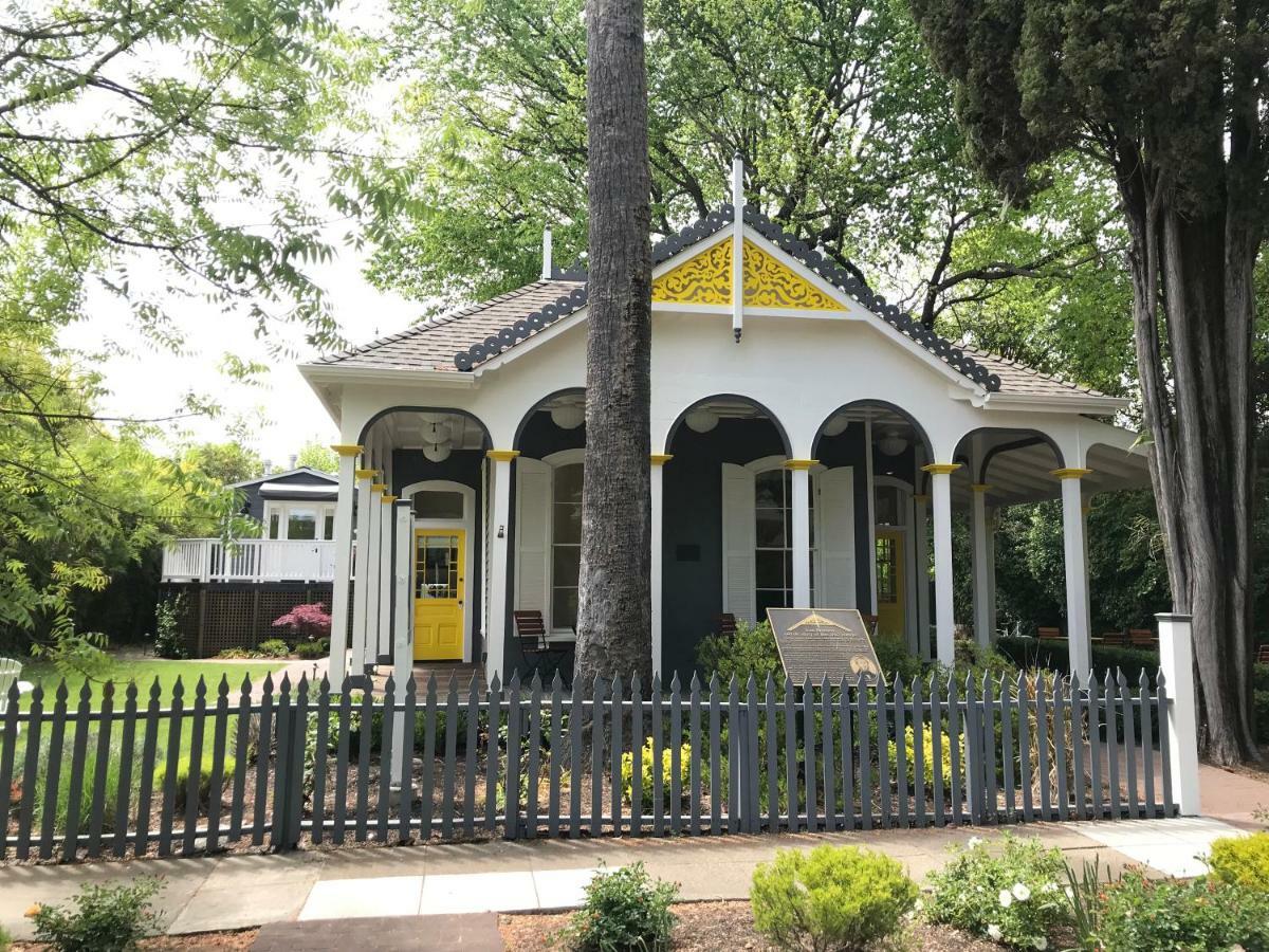Inn Brannan